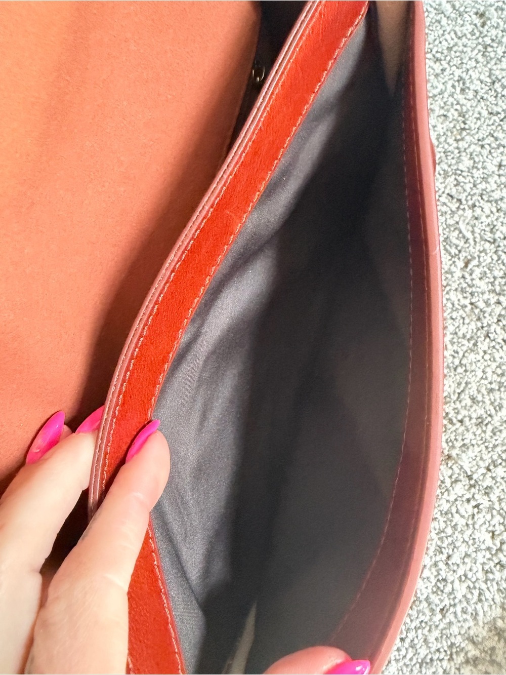 Rich Cognac Leather Crossbody Satchel | Vintage Minimalist Everyday Bag - Picture 4 of 11